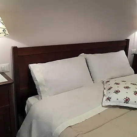 Oda ve Kahvaltı La Nonnina Del Cilento 4*